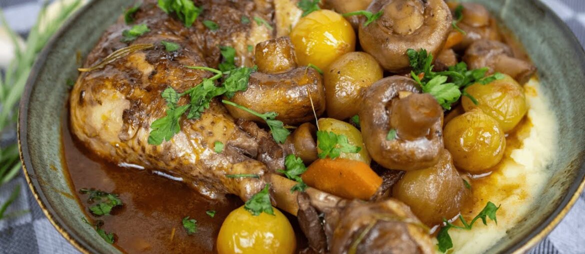 Coq au Vin (French Chicken Stew In Red Wine Beef Stock Sauce)