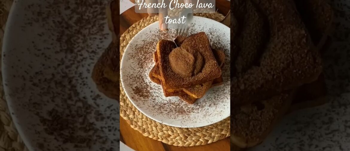 Eggless French Choco Lava Toast / Chocolate French Breakfast #shorts #youtubeshorts #shortsvideo