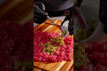 Steak Tartare com Tutano