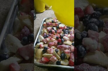 Gourmet On A Budget: Baking Breakfast ~ Blueberry and Strawberry baked French Toast.