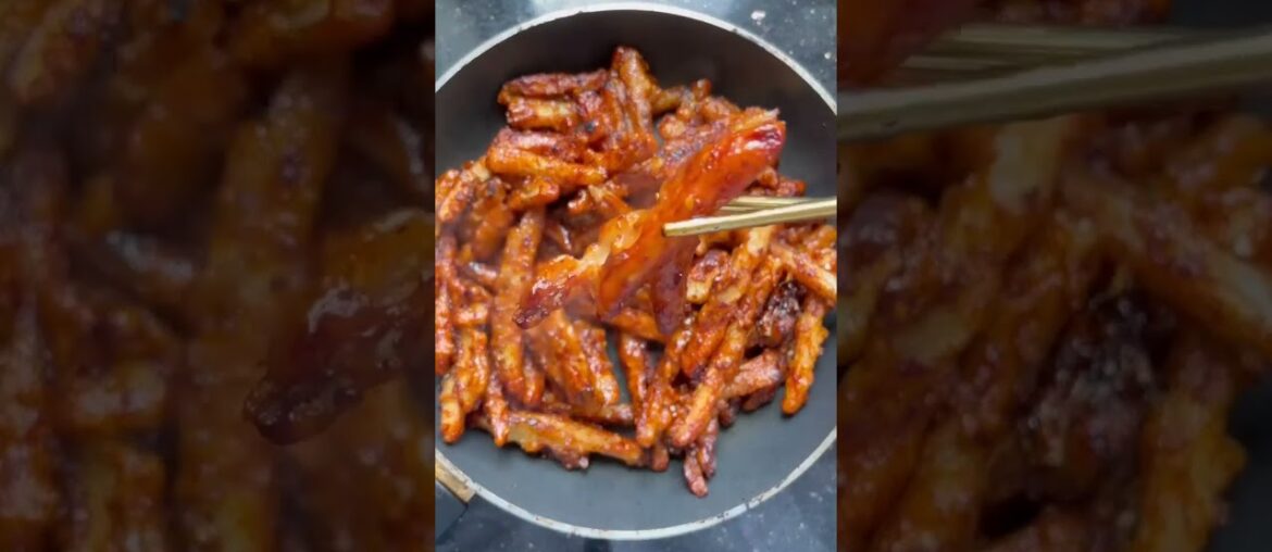 CRISPY SWEET CHILI FRIES #food #foodie #yummy #youtubeshorts #delicious #homemade #healtyfood