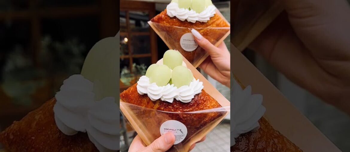 An American Tourist in a French Restaurant | satisfyingvideo #shorts #bakingfunnystory