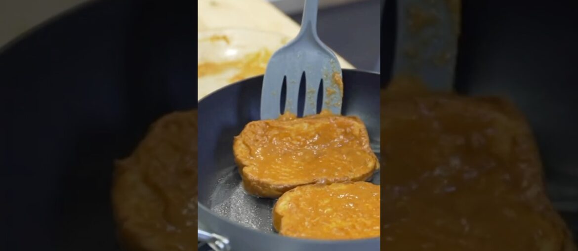 French Toast but make it *PUMPKIN* (CLICK FOR RECIPE) #shorts French Toast but make it *PUMPKIN* (CLICK FOR RECIPE) #shorts