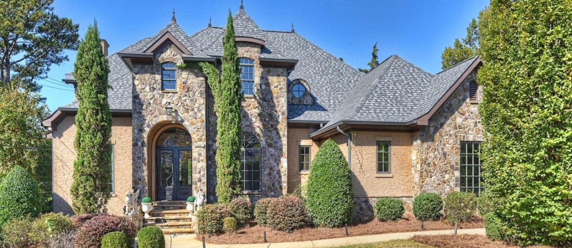 6140 Sharon Rd, Charlotte, NC 6140 Sharon Rd, Charlotte, NC