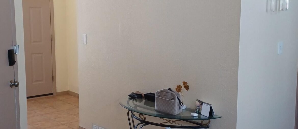 Wall Decor & key bowl ideas?