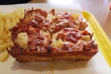 Hawaiian Detroit style pizza