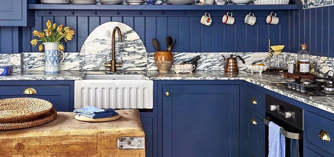 Kitchen renovation with lacquered tile patterned wallpaper, Highbury, North London, UK [1080x1440]