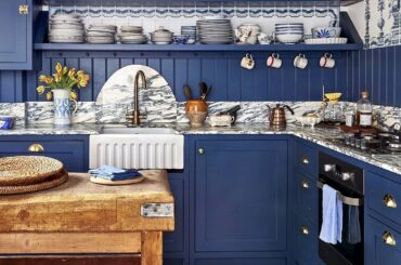 Kitchen renovation with lacquered tile patterned wallpaper, Highbury, North London, UK [1080x1440]