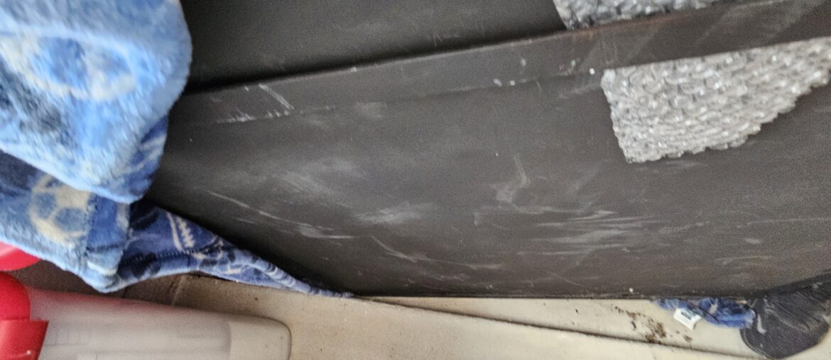 How to hang this heavy mirror?