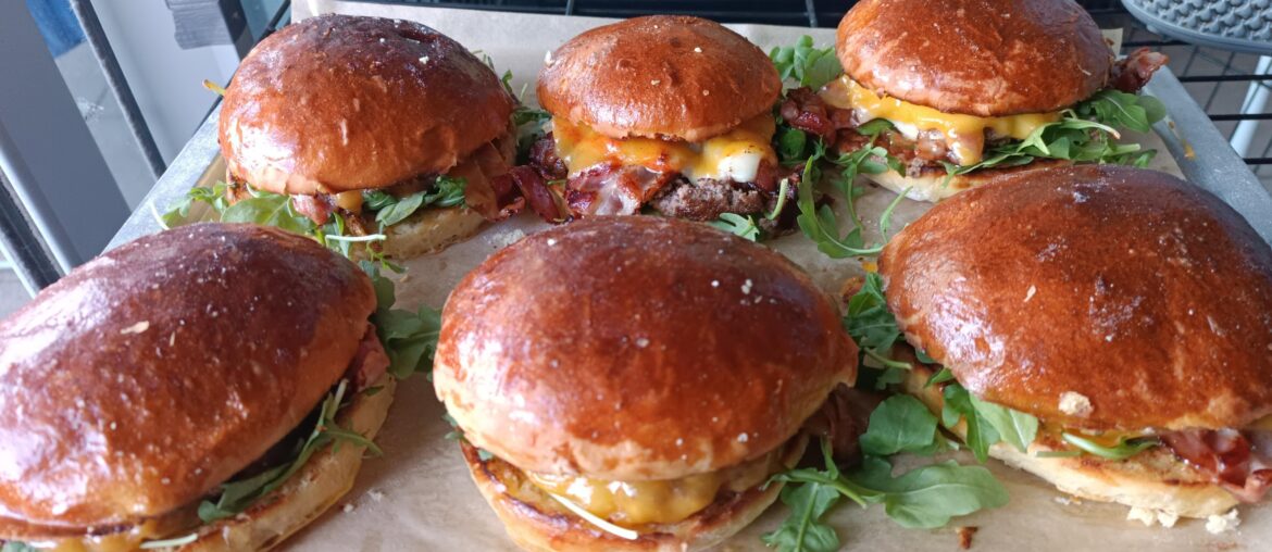 Spicy Bacon & Cheese burgers