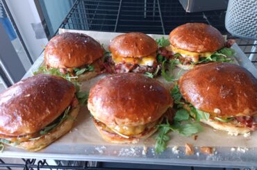 Spicy Bacon & Cheese burgers