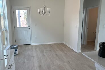 Need help finding a dining table for 5/6 people. Space is 10ftx10ft