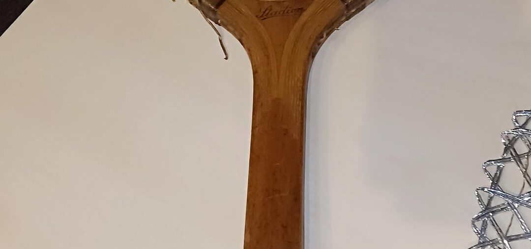 Good ideas on how to mount these on a wall? No screws/holes?