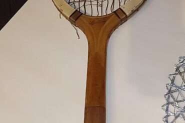 Good ideas on how to mount these on a wall? No screws/holes?