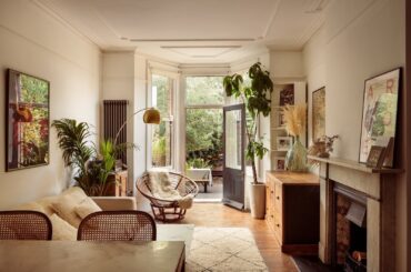 Living room opening up to the garden in a renovated Victorian house, Hornsey, Haringey, north London, UK [1600x1067]