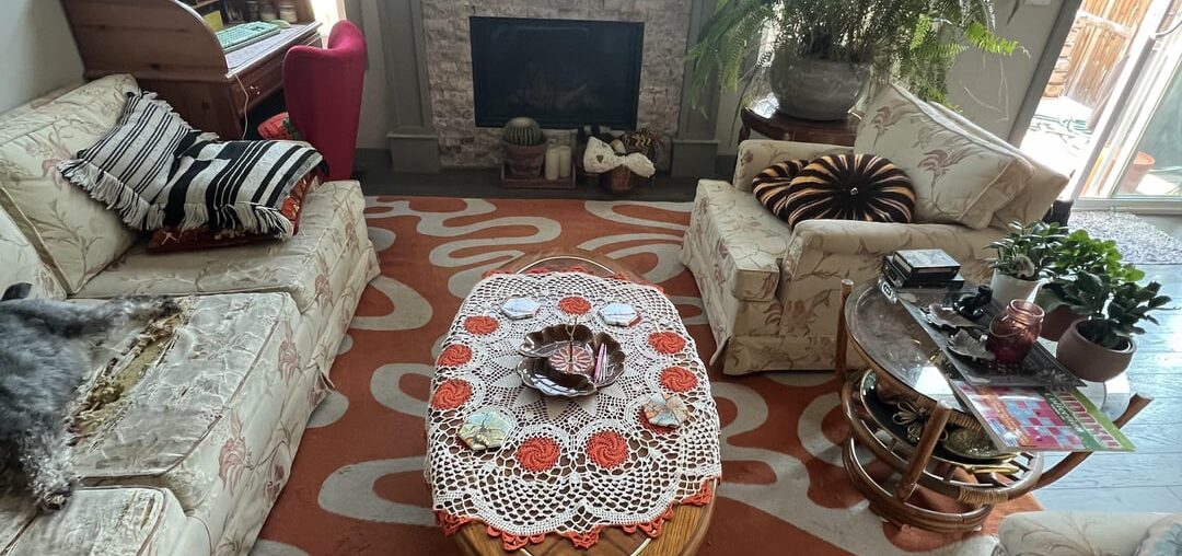 What colour should I paint the walls in my house?