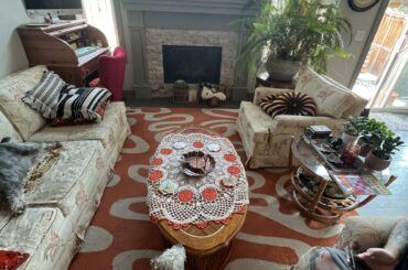 What colour should I paint the walls in my house?