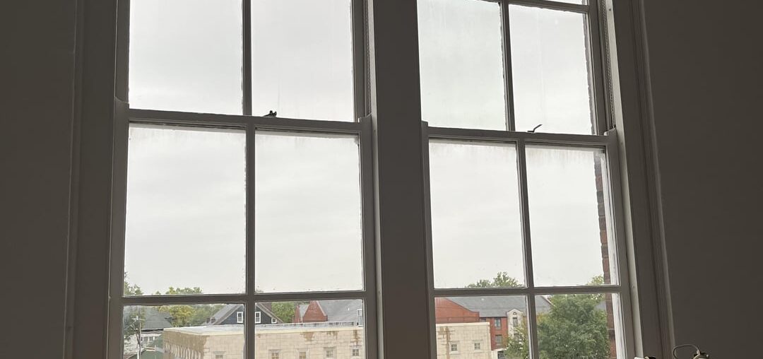 Rental-friendly blackout solution for very tall windows? (Explanation in comments)