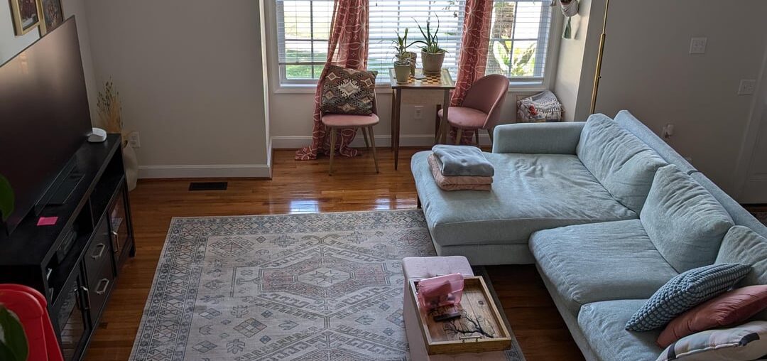 Help me make my living room make sense! Help me make my living room make sense!