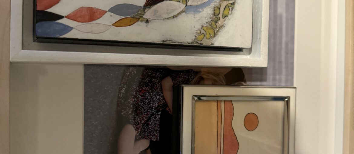 Any good resources that mix family photos and art?