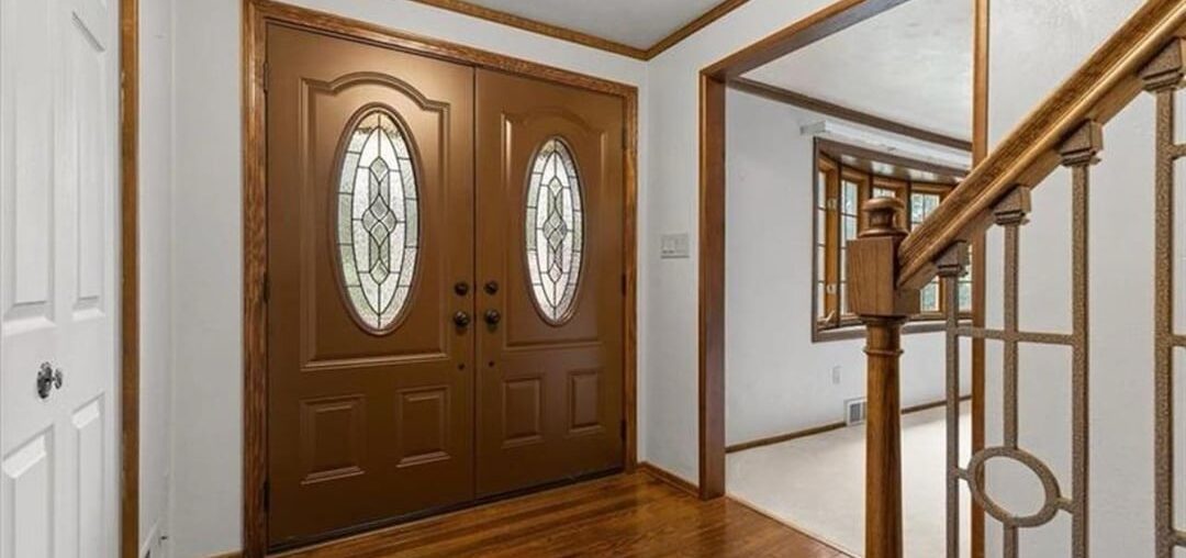 Best all over house color for new house?