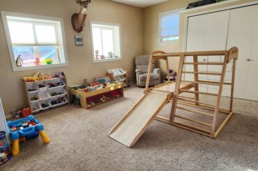 How to make playroom look nicer?