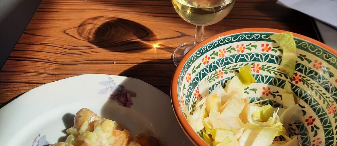 Pommes de terre à la cancoillote et salade d'endives pour déculpabiliser