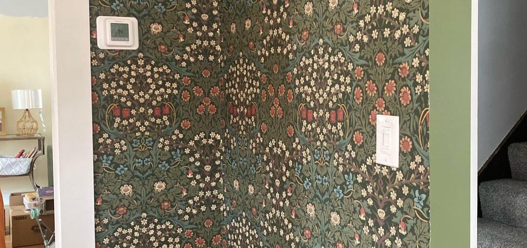 Wallpaper corner protection that looks nice?