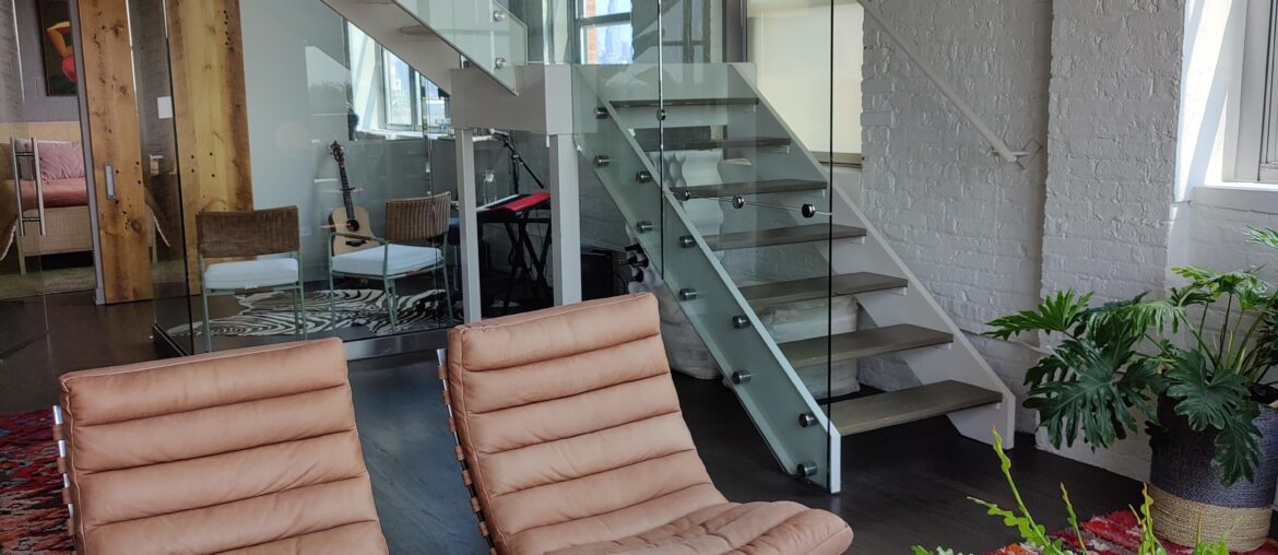 Cool loft in Chicago [3000x4000][OC]