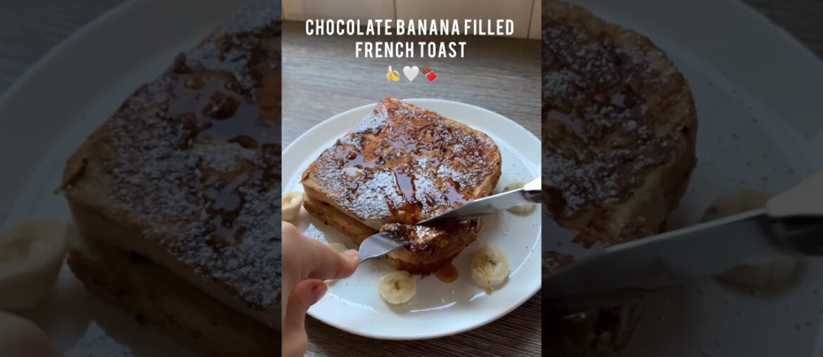 Chocolate banana french toast #veganrecipes #proteinoats #healthyfoodinspo #recipe #breakfastrecipes