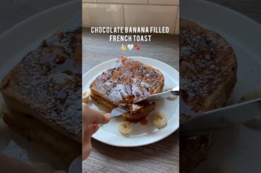 Chocolate banana french toast #veganrecipes #proteinoats #healthyfoodinspo #recipe #breakfastrecipes