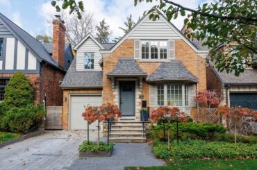 22 Queen Anne Road, Toronto, ON