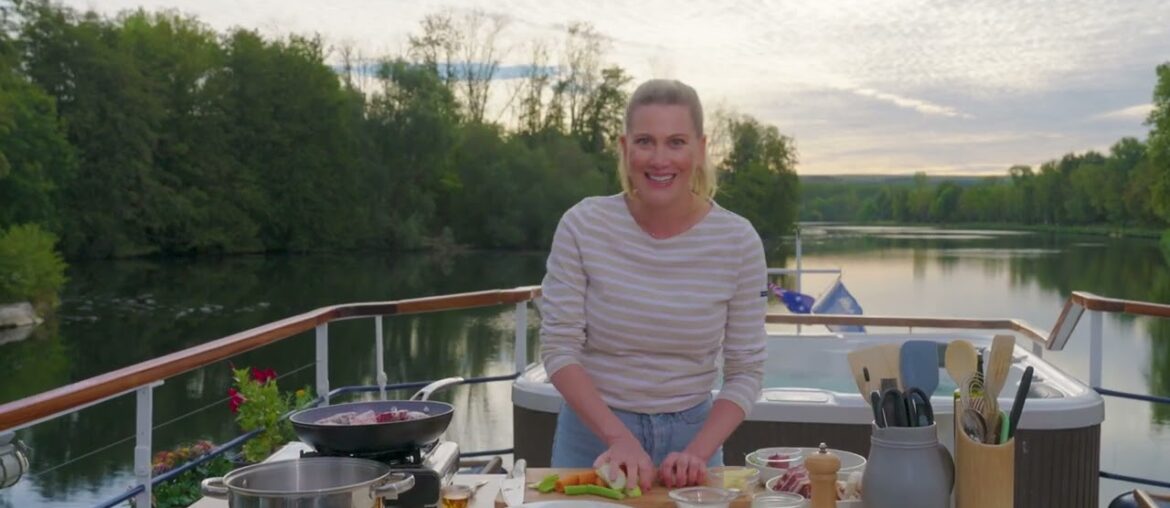Everyday Gourmet with Justine Schofield Featuring Hotel Barge La Belle Epoque | Boeuf Bourguignon