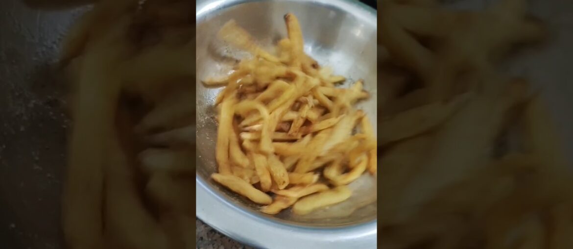 French fries. Kids favourite #sorts #frenchfries #sonikirasoi #cooking