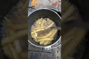 French fries - submerged in Hot Oil #youtubeshorts #short
