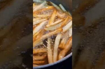 French fries, anyone! #fries #frenchfries #food #potatoesfries