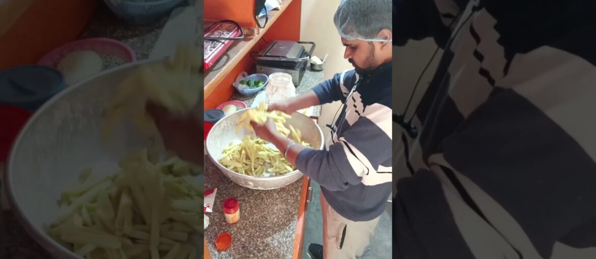 French fries #food #delhifood #cooking #recipe #frenchfries #fries #chillipotatorecipe