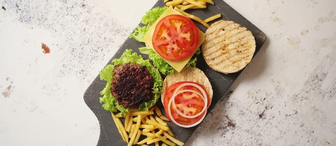Perfect Homemade Grilled Burgers with Beef, Tomato, Onion, and Lettuce #pixelintelligence #foodinsta Perfect Homemade Grilled Burgers with Beef, Tomato, Onion, and Lettuce #pixelintelligence #foodinsta