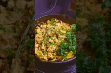 Make this plant-based French onion breakfast skillet when soup just isn’t cutting it. #JUSTEgg