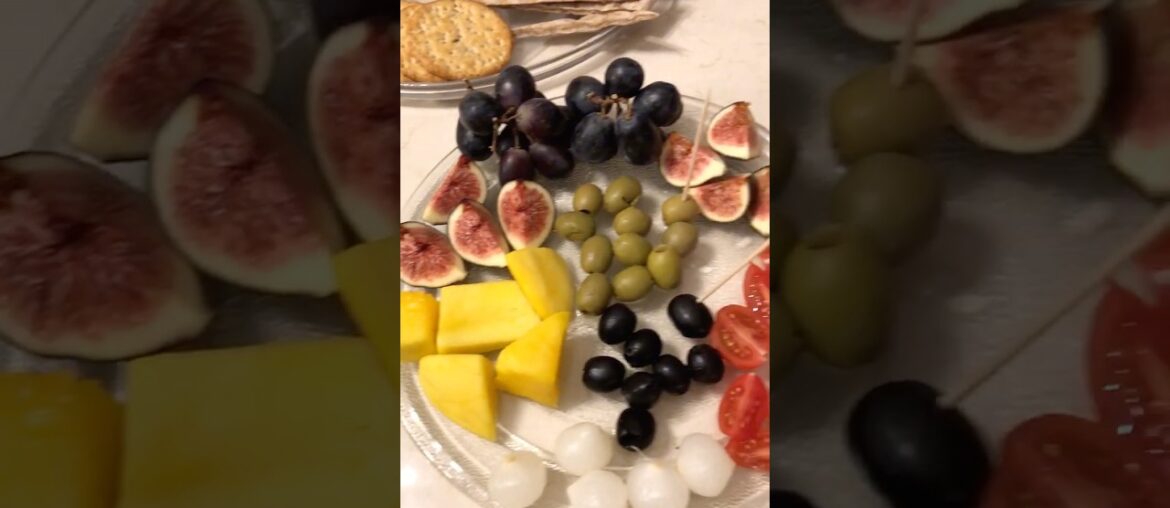 It's the weekend - no cook Friday because I have the weekend vibe and a home made charcuterie board