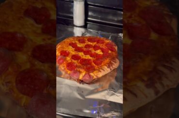 Pizza time #pizza #italy #music #pizzatime #italianfood #italianmusic #funny #gaming #food #gourmet