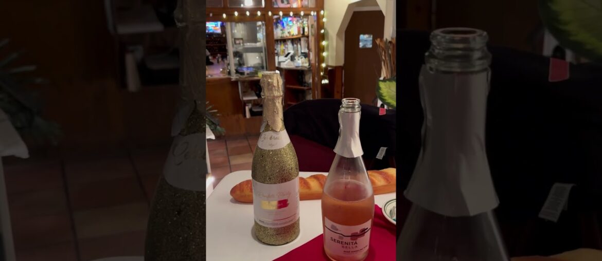 Delicious garlic French bread with my Rose Prosecco dining like a King at Patrick’s le CHALET BASQYE