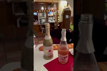 Delicious garlic French bread with my Rose Prosecco dining like a King at Patrick’s le CHALET BASQYE