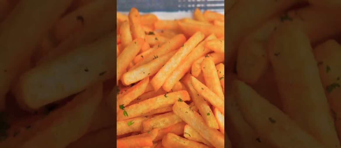 How to make French fries in 5 minuts #food #fries #friesrecipe #frenchfries#foodeating#foodvlog #fyp How to make French fries in 5 minuts #food #fries #friesrecipe #frenchfries#foodeating#foodvlog #fyp