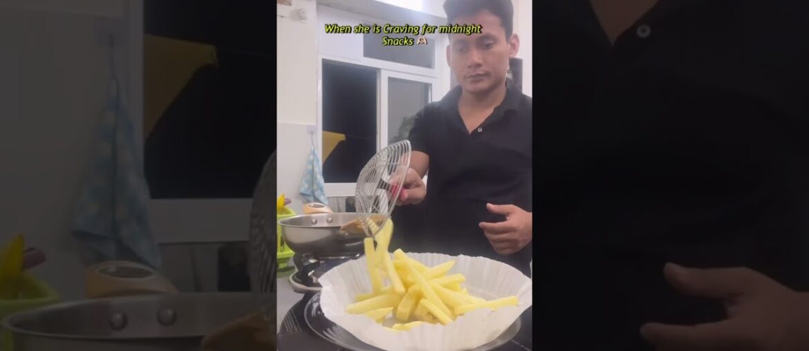 Cheesy chicken French fries.Detail recipe pinned in comments