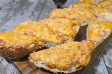 The BEST quick appetizer is this Pimento French Loaf!!