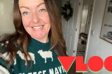VLOG - CHRISTMAS JUMPER DAY, GROCERY HAULS & PR PARCELS