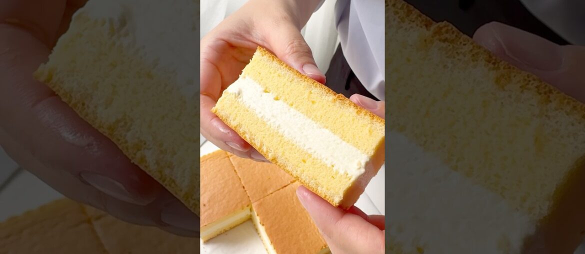 Would you try this soft cake sandwich? #softcake #fluffycake #recipe Would you try this soft cake sandwich? #softcake #fluffycake #recipe