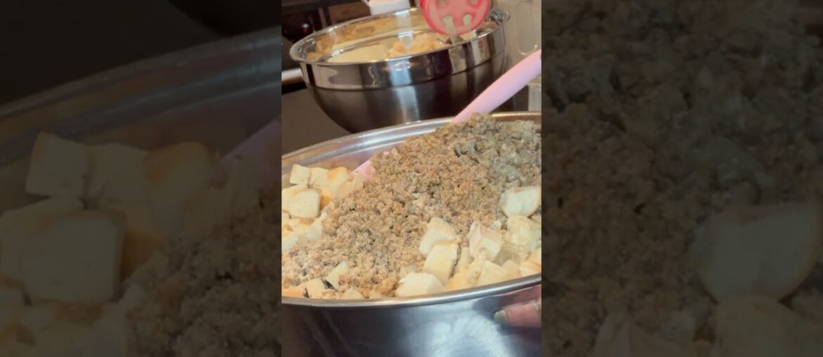 Recipe making holiday stuffing / dressing #cooking #shorts #recipe