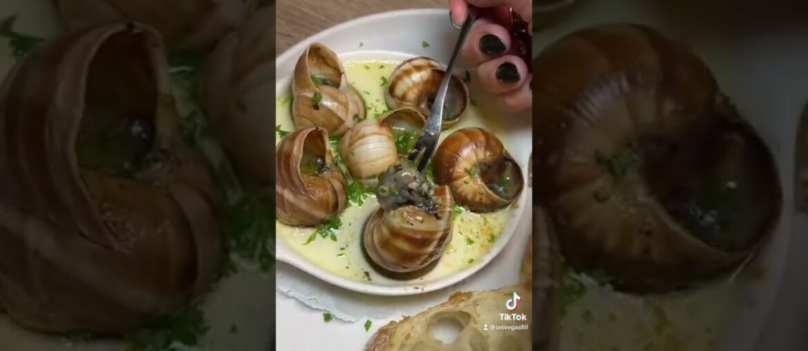 DELICIOUS ESCARGOT in Las Vegas! Le Cafe du Sud